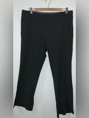 Old Navy Grey on Grey Pinstripe Essential Stretch Dress Pants – Size 10
